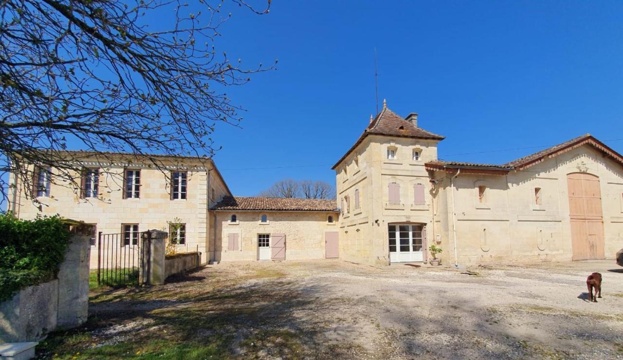 Domaine De La Grande Chapelle Hotel Cadillac-en-Fronsadais Bagian luar foto